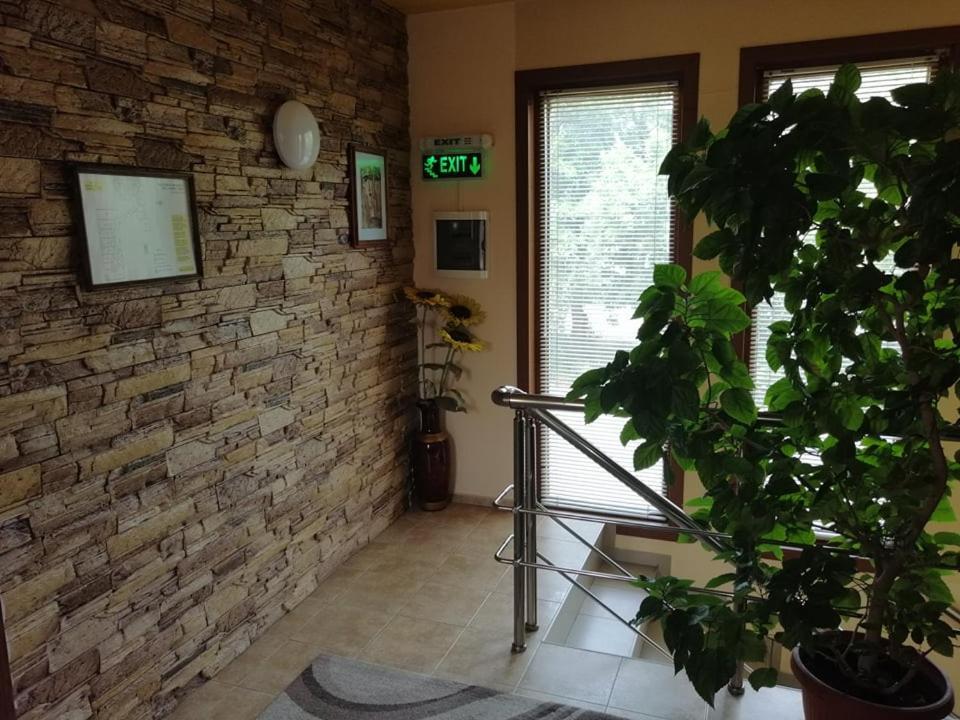 Хотел Омега Stara Zagora Luaran gambar